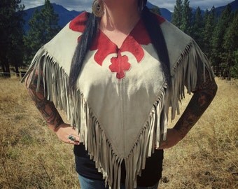 Vintage Suede Fringe Cape-Suede Poncho-Leather Cape-Leather Poncho-60s Cape-70s Poncho-Feinge Poncho -Fringe Cape-One Size Fots Most