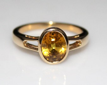 Resultado de imagen para yellow sapphire rings