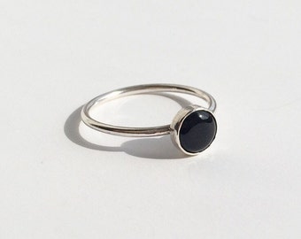 ONYX RING - Sterling Silver Black Onyx Ring - Silver Black Ring - Solitaire Bezel Cabochon Delicate Ring