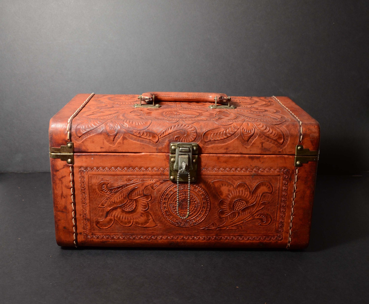 Vintage 40s Floral Tooled Leather Train Case/Carry On Leather