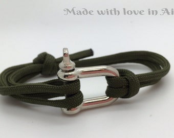 man Manila on Paracord Bracelet