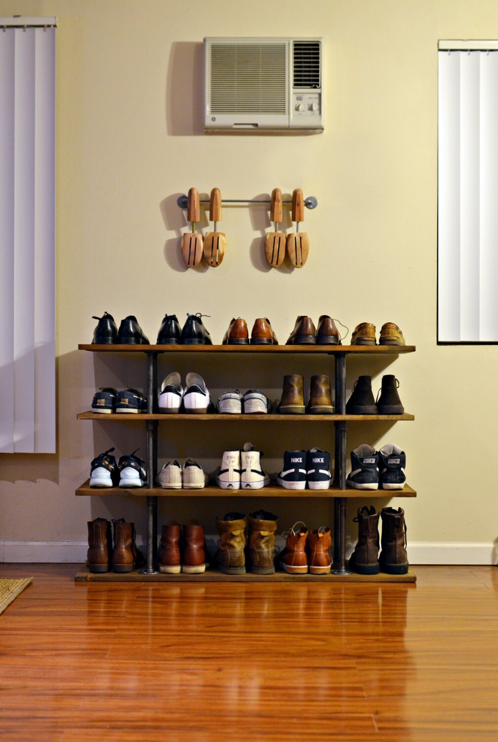 Industrial Pipe and Wood Shoe Rack by JHcraftsLA on Etsy