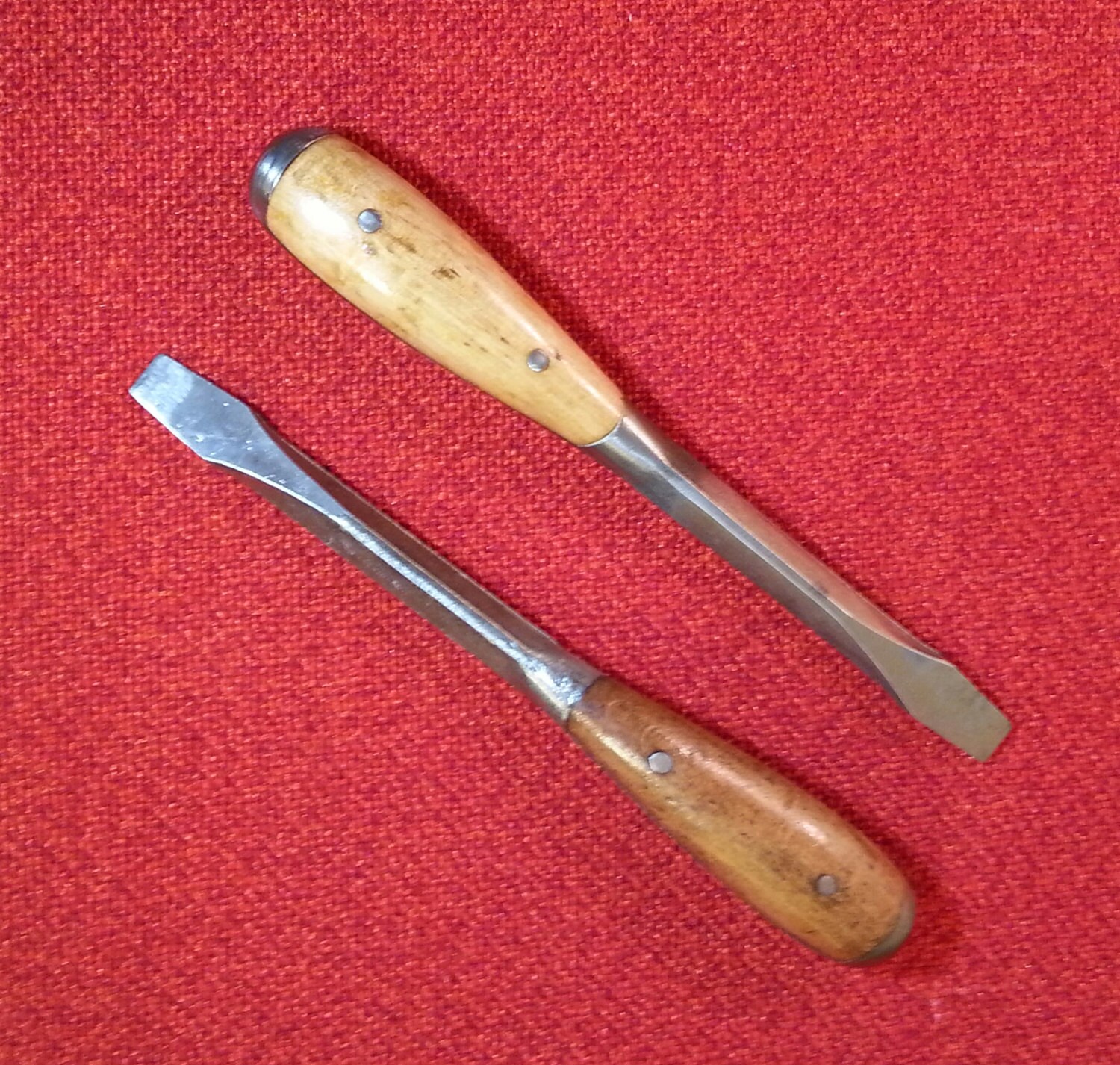 Vintage Irwin Screwdrivers Antique Tools 2 Piece Set