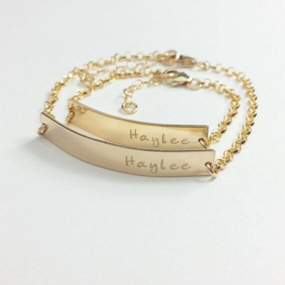 Baby Bracelet. Baby name bracelet gold. Baby bar by