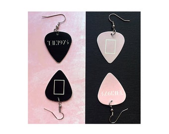 T H E 1 9 7 5 // The 1975 inspired guitar pick earrings (version: black and pink)