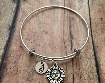 Sunflower initial bangle- sunflower jewelry, gardener bracelet, sunflower bracelet, gift for gardener, spring jewelry, flower bangle