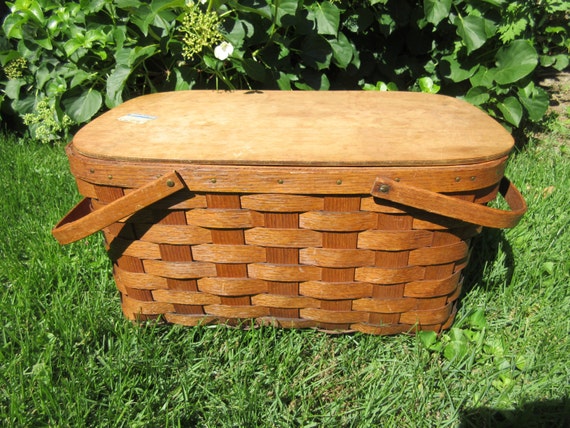 Vintage Shelton Wicker Picnic Basket Large woven Primitive