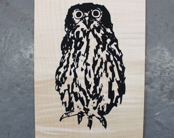 Owl - Screen print on wood veneer // Hibou - Sérigraphie sur bois placage de bois