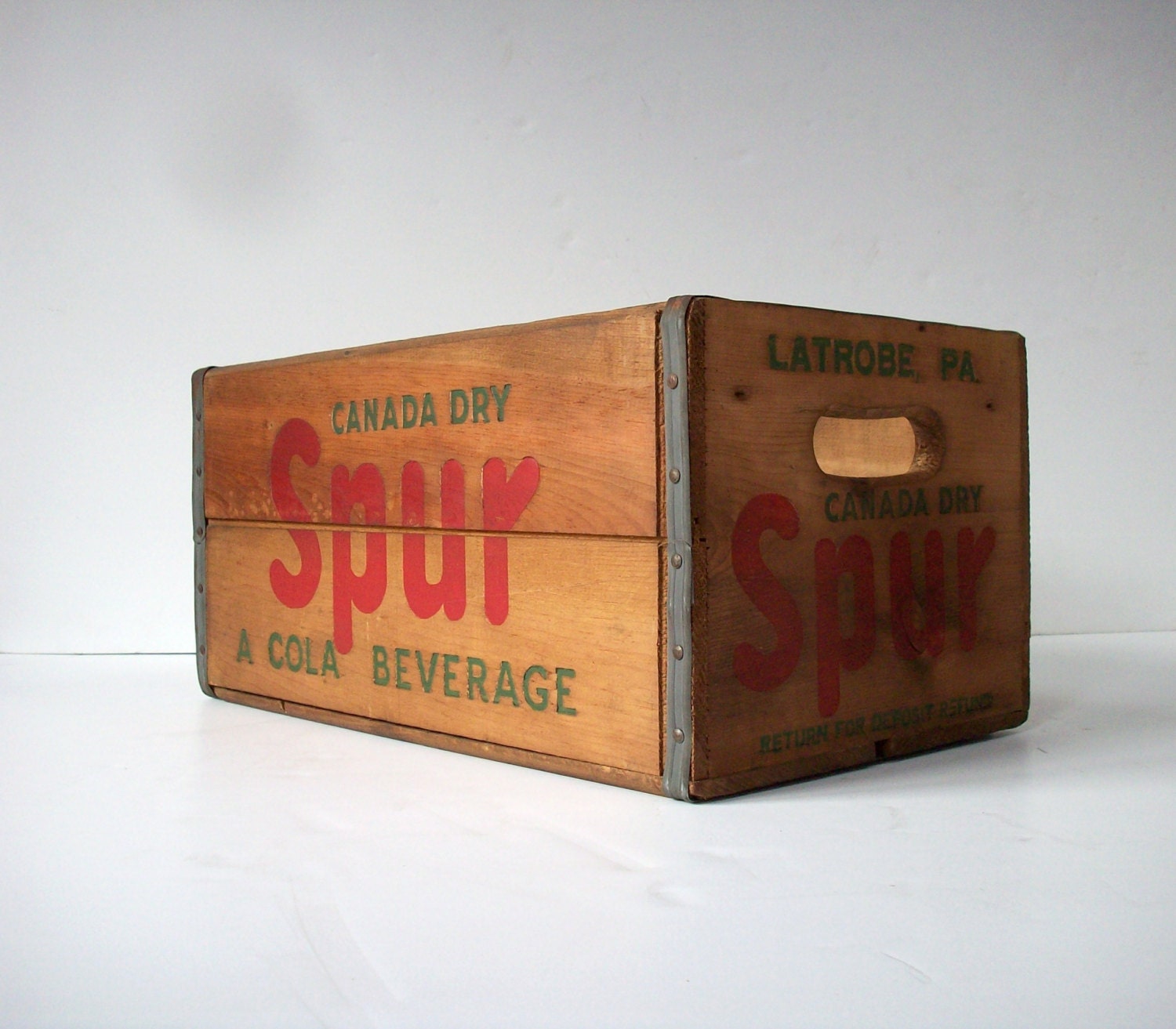 Vintage Wood Beverage Crate / Canada Dry SPUR / Storage Organization