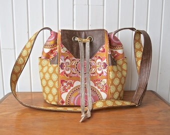 The Dahlia Drawstring Bucket bag - PDF Sewing Pattern