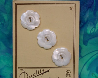 Vintage Pearl Flower Buttons on Original Card 3 Shiny Lustrous 3/4"