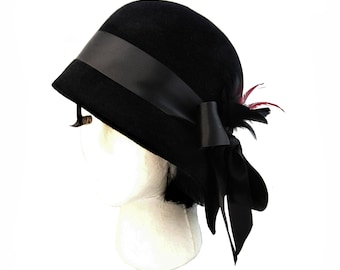 1920' style cloche hat made in black velvet fur felt, cloche hat, felt hat, women felt hat, vintage hat, black felt hat