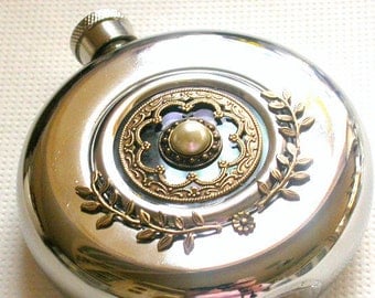 Round Hip Flask Window Stainless Steel - 5 oz - Women Victorian Flask - Vintage Style Accessories