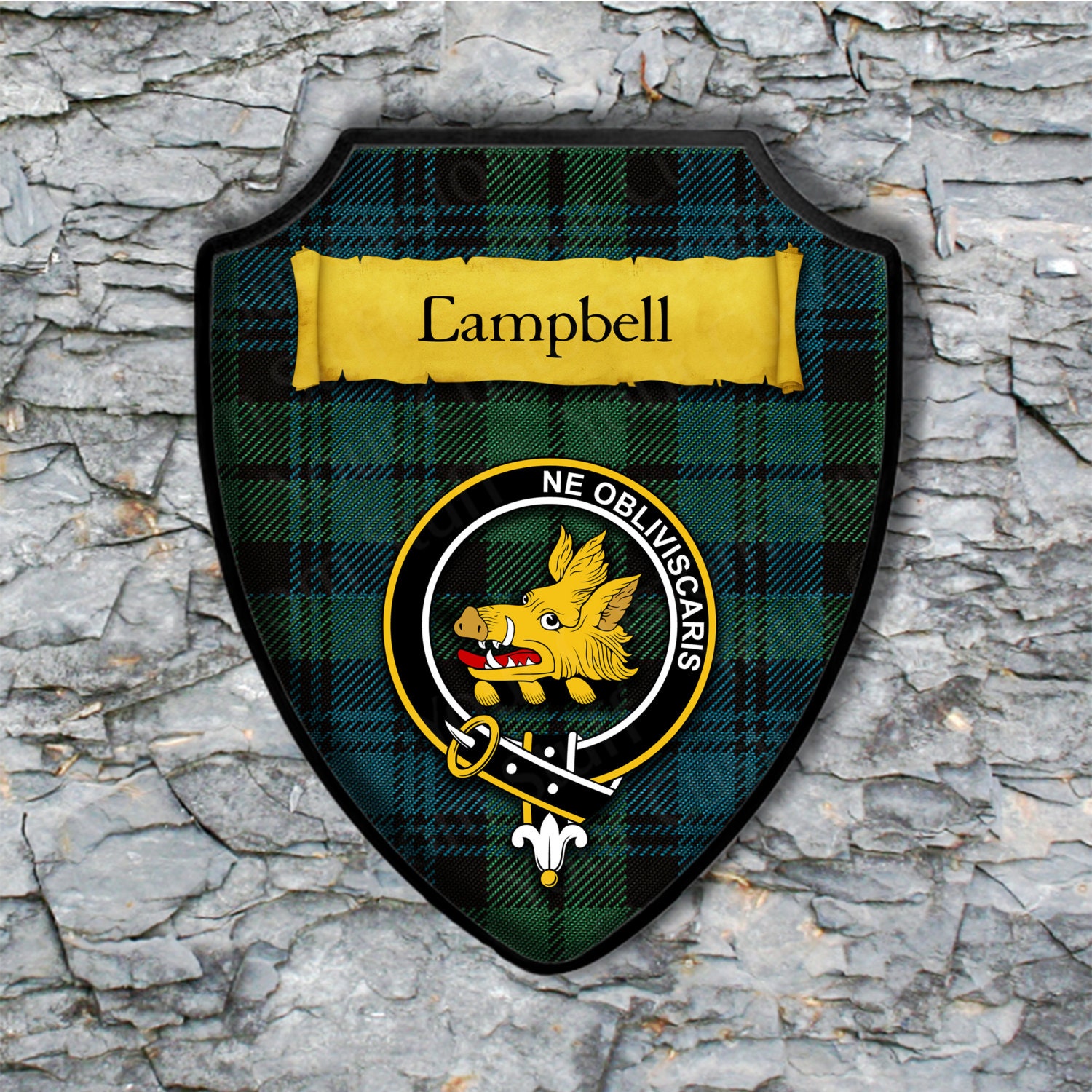 campbell-plaque-with-scottish-clan-badge-on-clan-tartan