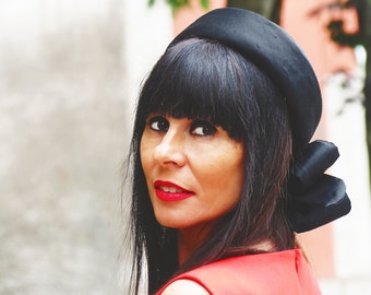 Black pillbox hat - Silk pillbox hat for her - Jackie Kennedy hat - Race black hat - Black Royal Ascot hat