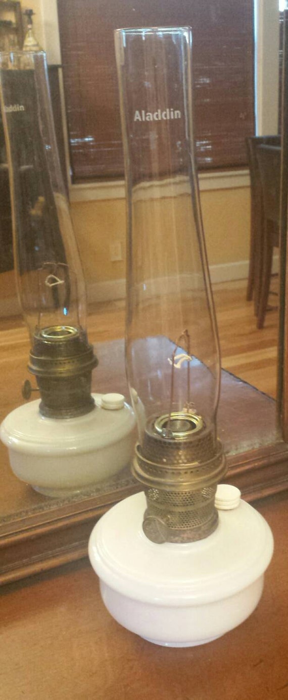 Vintage Aladdin Oil Lamp Milk Glass NUTYPE Model B