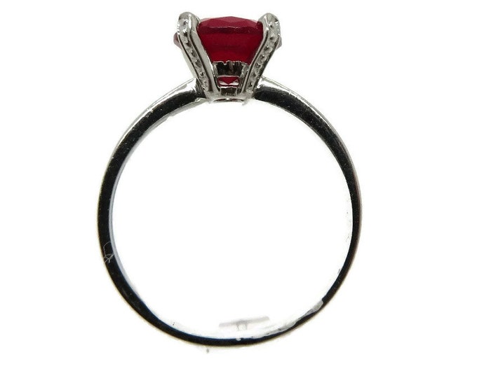 Red Garnet Silver Ring, Vintage Sterling Silver Solitaire Ring, Engagement Ring, Gift for Her Size 7
