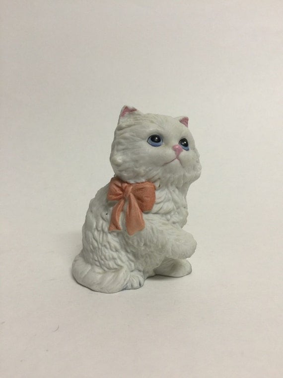 Vintage White Cat Figurine White Cat with Bow by VintageGoofball