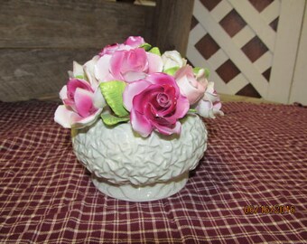 Vintage Thorley Fine Bone China Staffordshire England Pink Red & White Roses Bowl