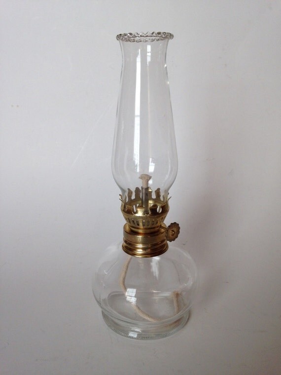 Vintage 8 Hurricane Oil Lamp by Lamplight Farms Italy