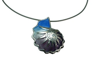 Ursula Shell Necklace, Nautilus Shell Necklace, Enamel Pendant, Summer Jewelry, Beach Wedding Necklace, Mermaid Necklace, Seashell Necklace
