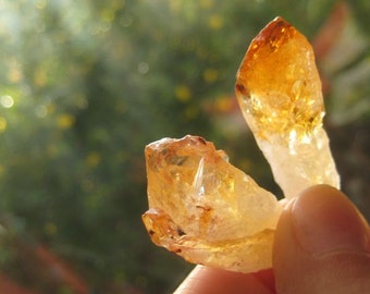 2 Citrine Points, Manifest PROSPERITY// Abundance// Joy. (Medium: Choose 2-4) Healing Crystal Stone, Crystal Grid set