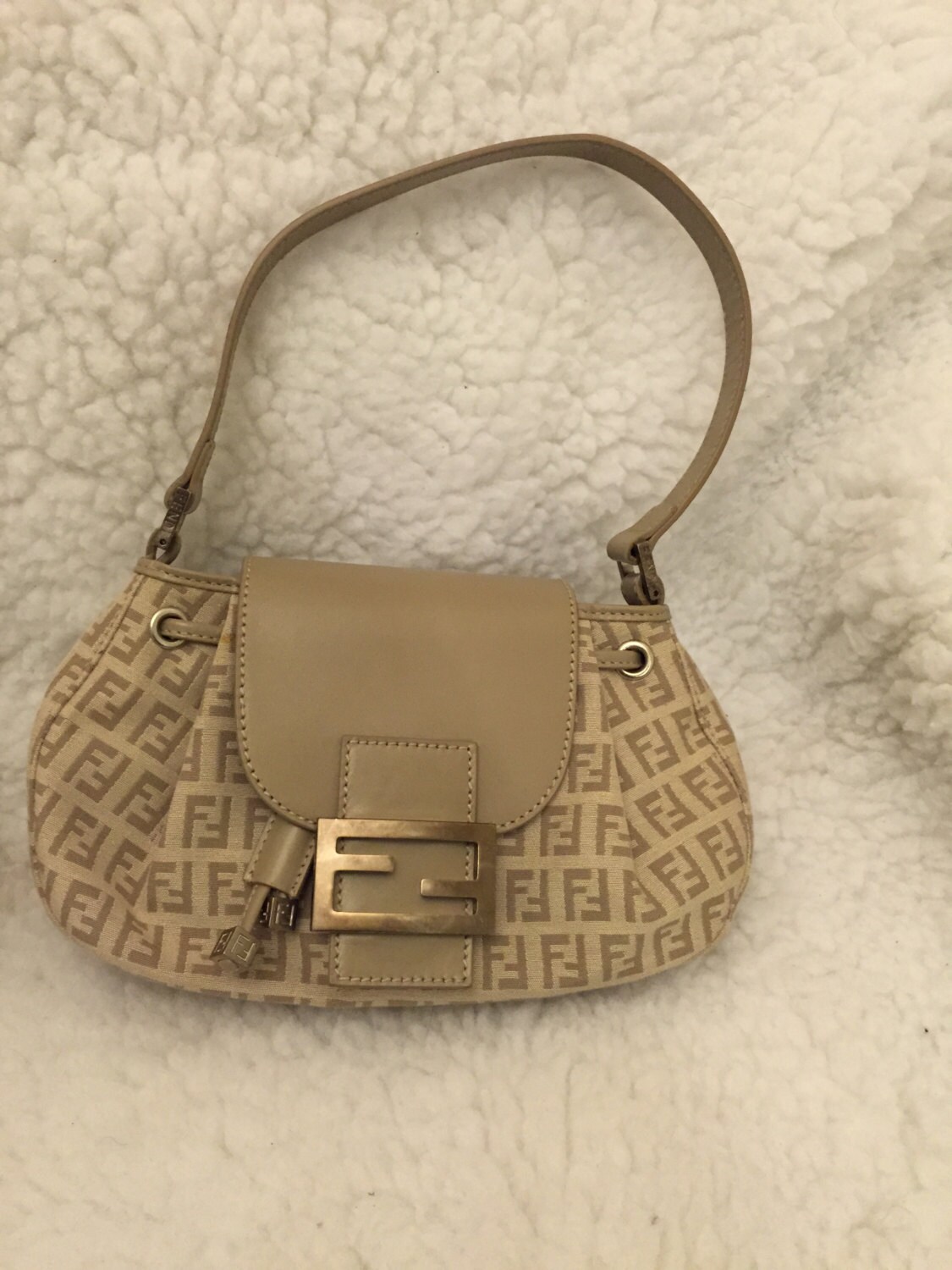 vintage fendi cloth bag