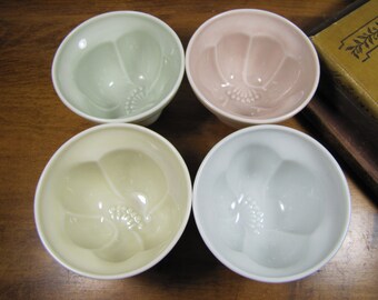 Set of Four (4) Pastel Colored Ceramic Gelatin Molds