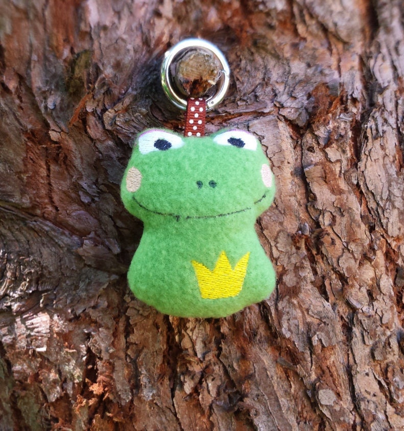 Handmade Frog Keyring in bright green fleece machine