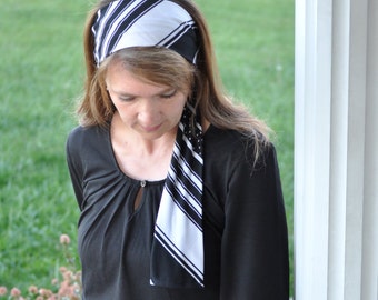 Women's Black, White Stretch Hair Wrap, Headband, Hair Tie, Headscarf, Headcovering, Head Covering, hair scarf, handmade gift, unique gift
