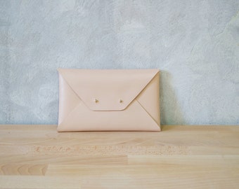 Nude leather clutch bag / Nude envelope clutch / Leather bag available with wristlet / Genuine leather / Wedding clutch / Bridesmaid gift