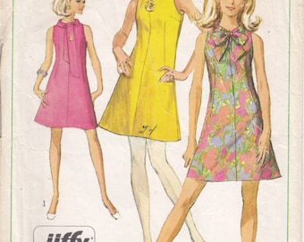 Vintage Pattern Simplicity 7625 Dress 60s Size 10 B31-1/2