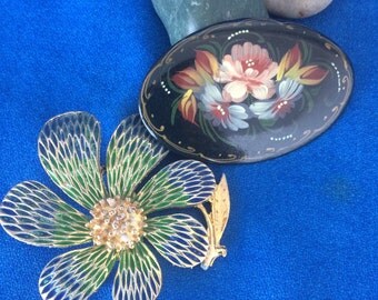 2 Wonderful Vintage Flower Pins Tole Painted Brooch and Mid Century Modern Mad Men 50s Retro 60s Signed
