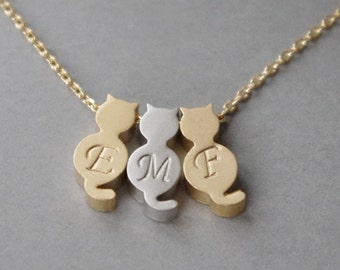 Three 3 Cat Necklace/Cat Jewelry/Initial Cat Necklace/Personalized 3 Cats/Gold Cat Initial Necklace/Silver Cat Initial Necklace/Pets Jewelry