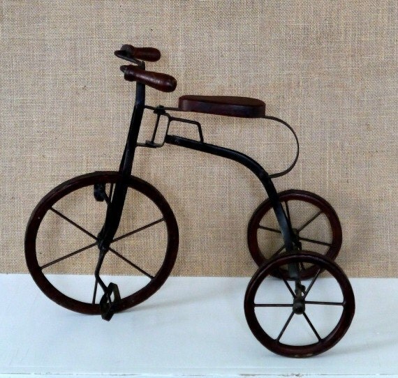 tricycle metal vintage