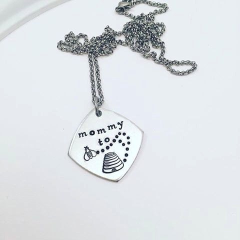 Mommy to Be Necklace - Hand Stamped Mommy to Bee Necklace - Bee Jewelry - Baby Announcement Necklace - Honey Bee Necklace - Bumble Bee