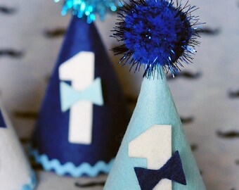 1st birthday hat.Boy birthday hat.Birthday hat.Birthday headband.Pompon party hats.Felt hat.Handmade and Ready to ship!