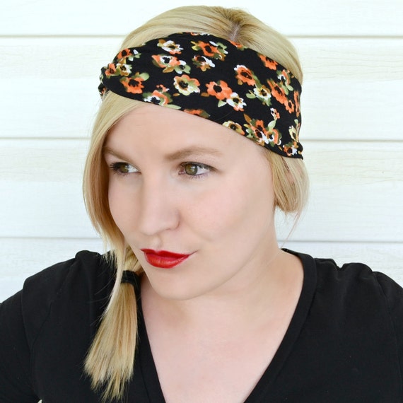 Items similar to Watercolor Floral Headwrap on Etsy