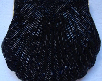 Vintage Valerie Stevens Beaded Shell Purse # 13032017