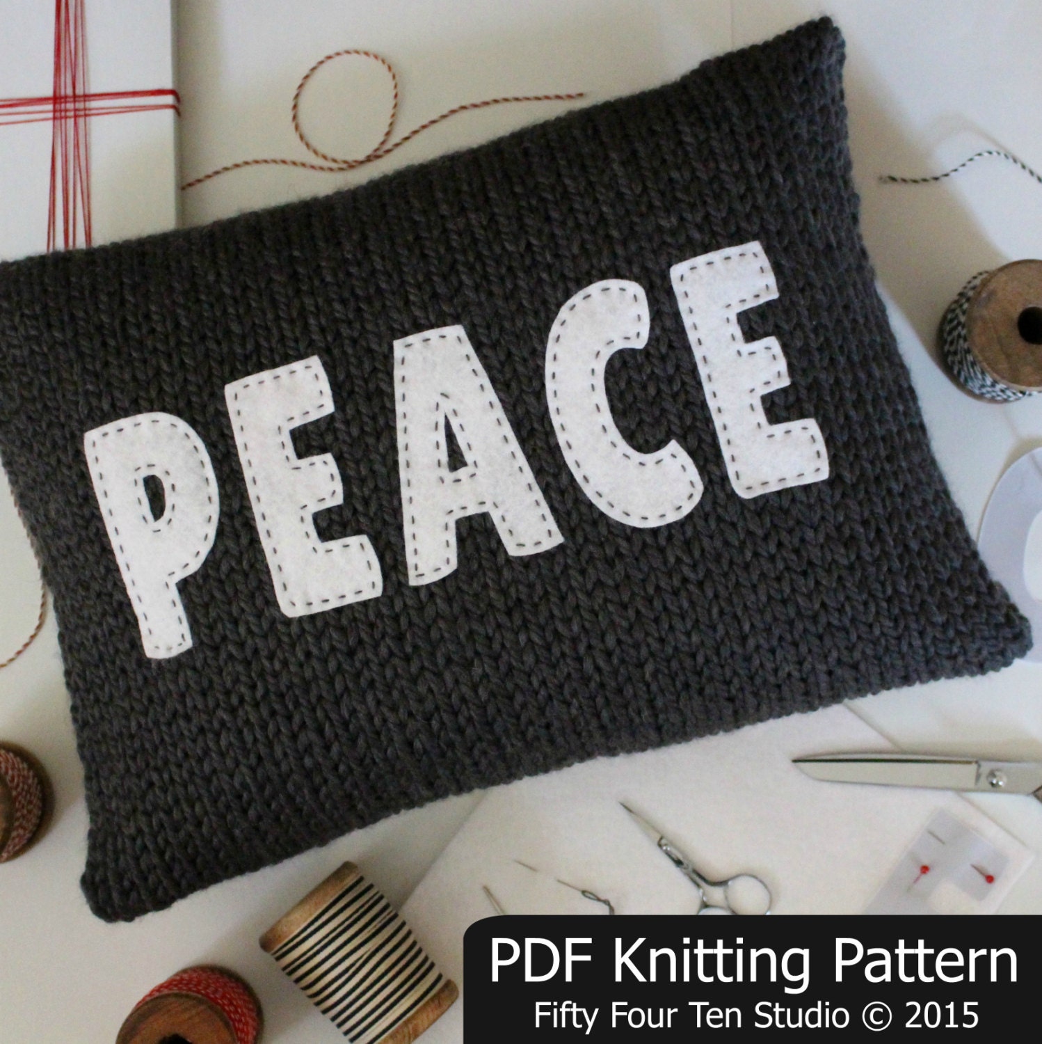 Pillow KNITTING PATTERN / Peace / Love / Home / Cushion / Felt Applique / Kni...