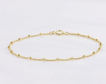 Delicate Minimal Bracelet, Layering Bracelet, Delicate Bracelet , Simple everyday Minimal jewelry, Gift for Her, Dainty Bracelet