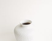 Mid Century Matte White Porcelain Woodgrain Vase // Hutschenreuther West Germany