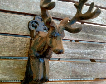 DEERKNOCKER! Vintage cast iron doorknocker, deer head with antlers, great condition, attractive weathered patina. Great for hunting lodge