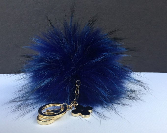 Instagram/ Blogger Recommended Deep blue with natural markings Raccoon Fur Pom Pom luxury bag pendant + black flower clover charm keychain