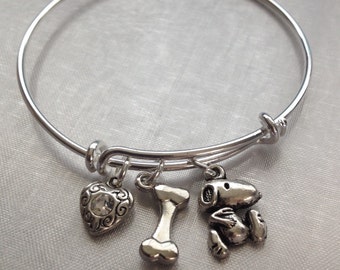 Snoopy-Bracelet with snoopy, bone and heart charms