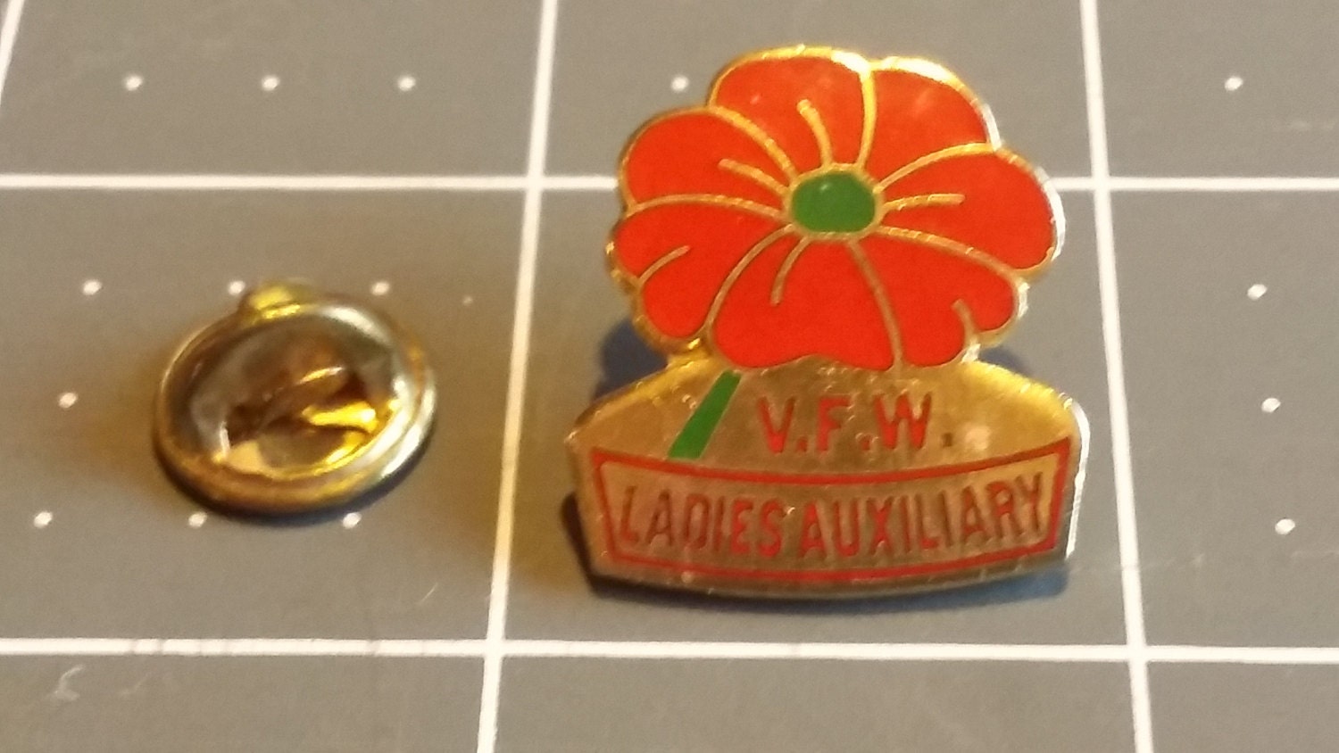 VFW Ladies Auxiliary Poppy Brooch or Lapel Pin by ShelzTreasures