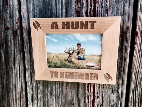 Deer Hunter/Outdoorsman Wood 4x6 Photo Frame Hunting Picture