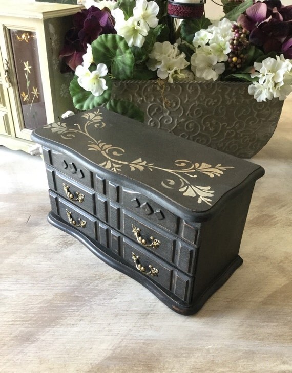 Jewelry Box // Vintage Jewelry Box // Upcycled Wood Jewelry