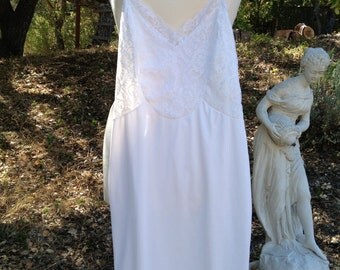 Vintage White Slip * Small