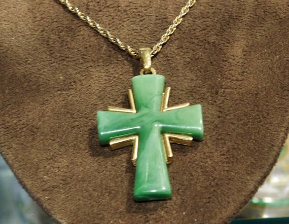 Crown Trifari Cross Necklace Pendant Green Thermoset Plastic 1970s 70s Designer Signed Trifari Jewelry Swirled Marbled Plastic